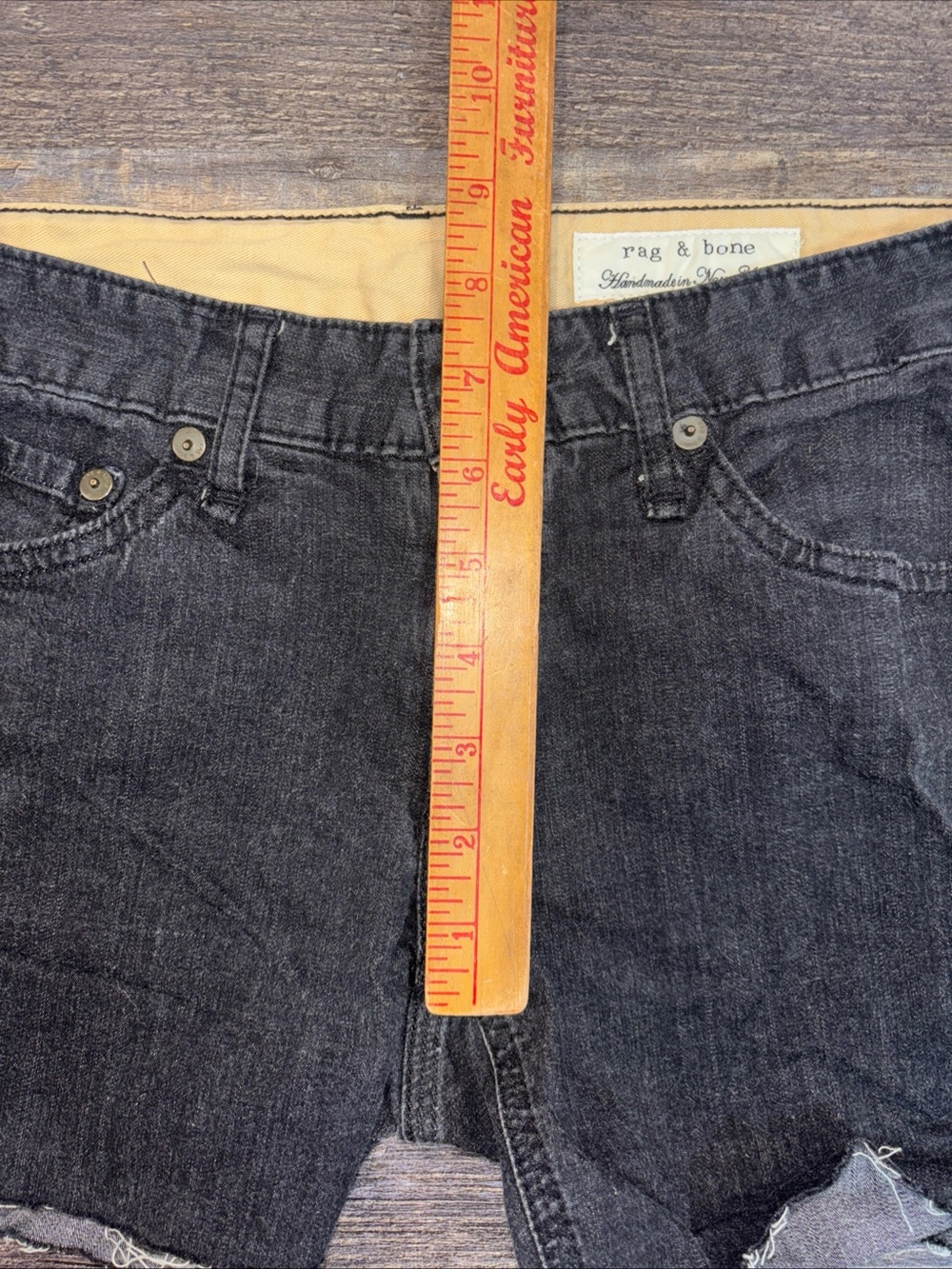 Vintage Y2K Rag & Bone Low Rise Cutoff Black Jean Shorts Size 27 In Waist - Picture 5 of 7